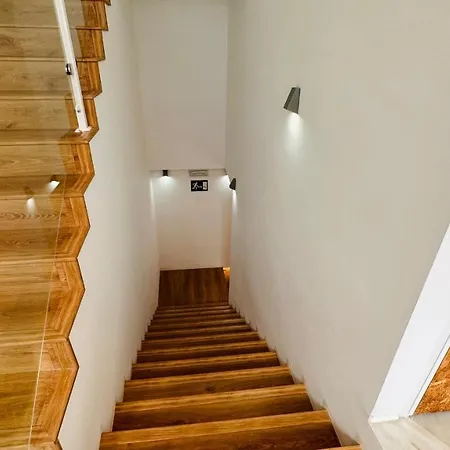 Gadir Centro Apartman *